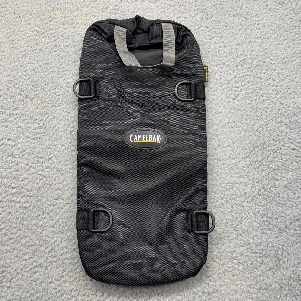 CamelBak M.U.L.E. Black Hydration Backpack & Unbottle Insulated Sleeve Combo Set